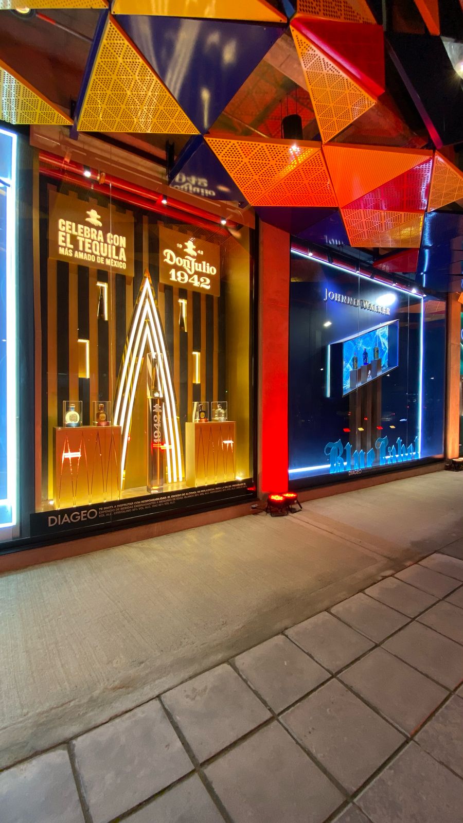 VITRINAS LA NACIONAL – DIAGEO